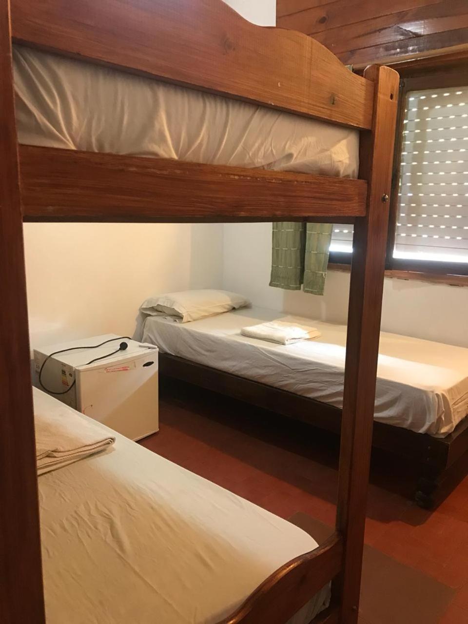 Hostel El Galeon Villa Gesell Extérieur photo
